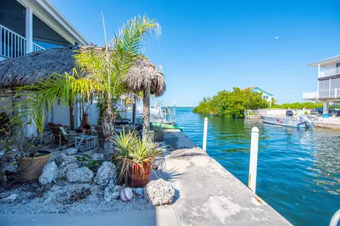 1107 Hawksbill Ln, Sugarloaf Key, FL 33042