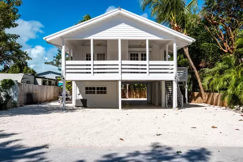 183 Pearl Ave, Tavernier, FL 33070