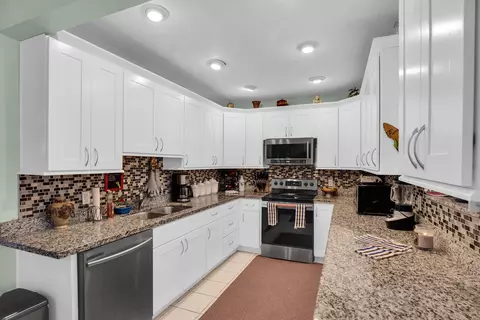 Kitchen - 544 110th Street Ocean St, Marathon, FL 33050 photo 3 of 4