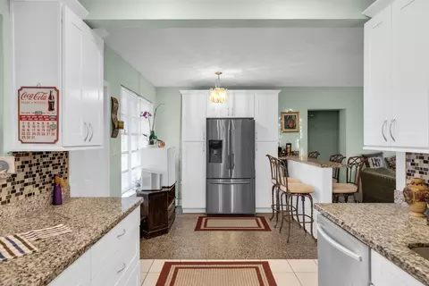 Kitchen - 544 110th Street Ocean St, Marathon, FL 33050 photo 4 of 4