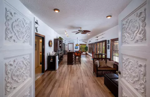 Entry Way - 57121 Morton St, Marathon, FL 33050 photo 3 of 4