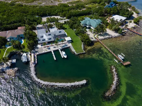 View/Area - 57121 Morton St, Marathon, FL 33050 photo 10 of 14