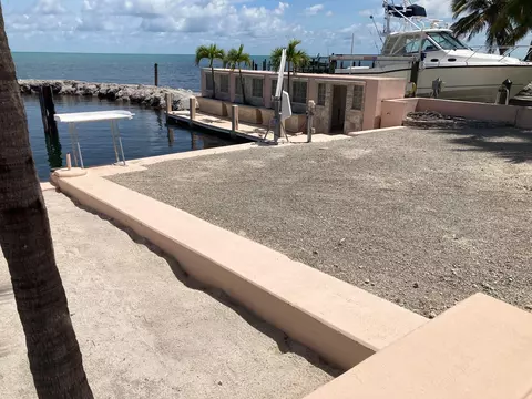 Exterior - 57121 Morton St, Marathon, FL 33050 photo 12 of 12