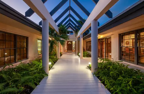 Entry Way - 57121 Morton St, Marathon, FL 33050 photo 1 of 4