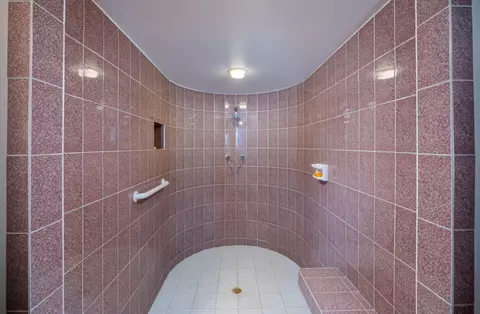 Bath - 57121 Morton St, Marathon, FL 33050 photo 3 of 6