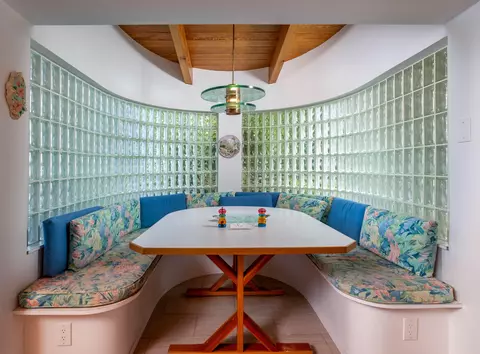 Dining - 57121 Morton St, Marathon, FL 33050 photo 3 of 4
