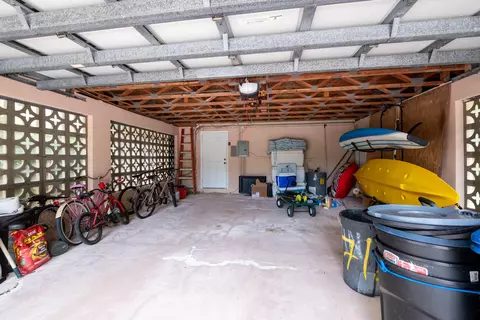 Exterior - 57121 Morton St, Marathon, FL 33050 photo 2 of 12