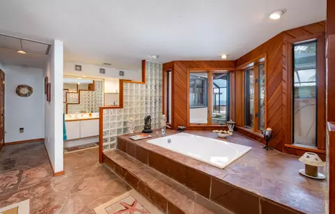 Bath - 57121 Morton St, Marathon, FL 33050 photo 2 of 6