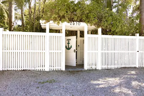 2510 Fogarty Ave, Key West, FL 33040 photo 3