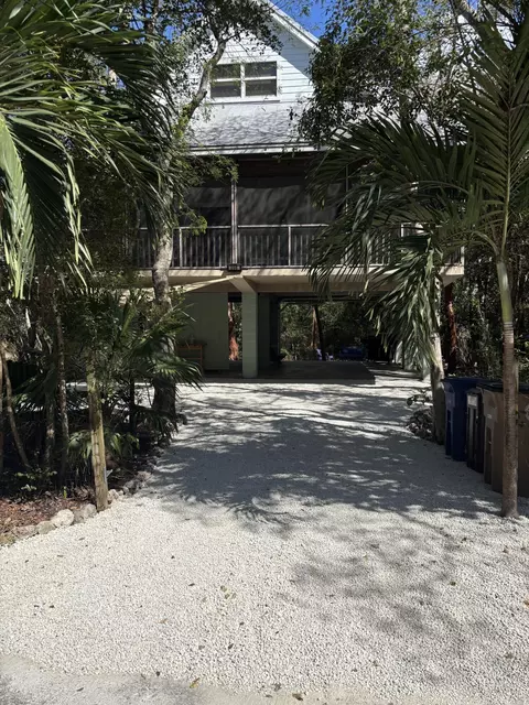 200 Silver Lake Dr, Key Largo, FL 33037