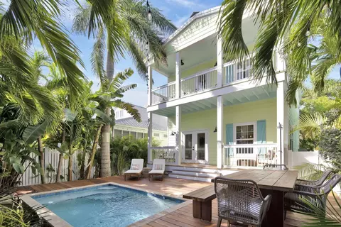 1621 Sunshine Dr, Key West, FL 33040