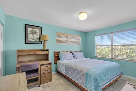 Bedroom - 3 E Kyle Way, Marathon, FL 33050 photo 3 of 9