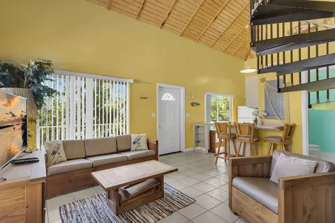 Living - 3 E Kyle Way, Marathon, FL 33050 photo 6 of 6