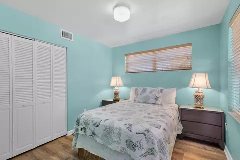 Bedroom - 3 E Kyle Way, Marathon, FL 33050 photo 6 of 9