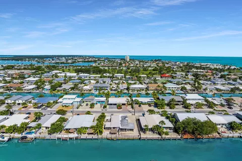 View/Area - 421 10th St #KEY colony, Key Colony Beach, FL 33051 photo 6 of 6