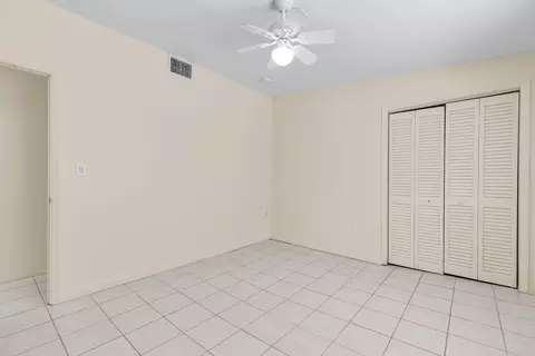 Bedroom - 421 10th St #KEY colony, Key Colony Beach, FL 33051 photo 3 of 6
