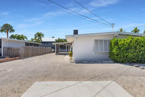Exterior - 421 10th St #KEY colony, Key Colony Beach, FL 33051 photo 7 of 7