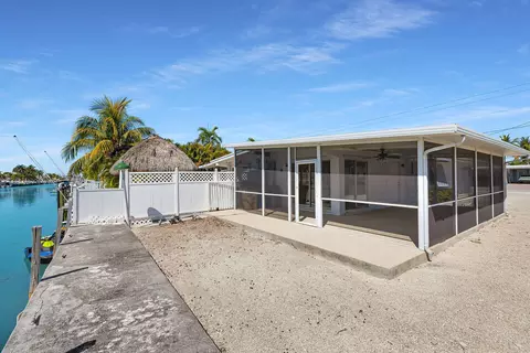 Exterior - 421 10th St #KEY colony, Key Colony Beach, FL 33051 photo 5 of 7