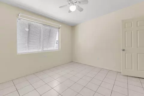 Bedroom - 421 10th St #KEY colony, Key Colony Beach, FL 33051 photo 2 of 6