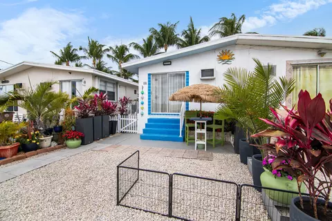 10 Clara Blvd #KEY colony, Key Colony Beach, FL 33051