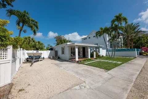 Exterior - 1423 Johnson St, Key West, FL 33040 photo 12 of 13
