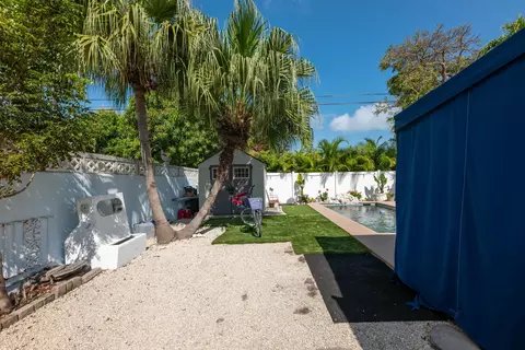 Exterior - 1423 Johnson St, Key West, FL 33040 photo 10 of 13
