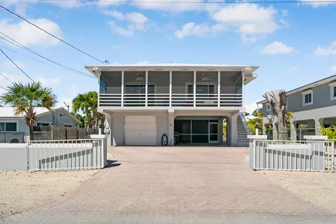 81 Marina Ave, Key Largo, FL 33037