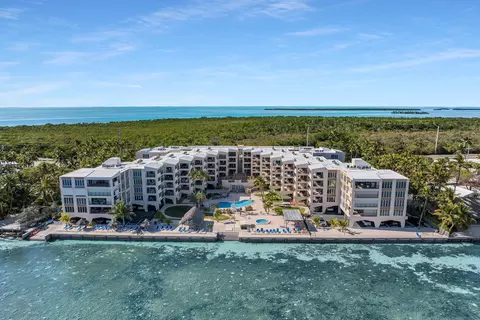 79901 Overseas Hwy #403, Islamorada, FL 33036