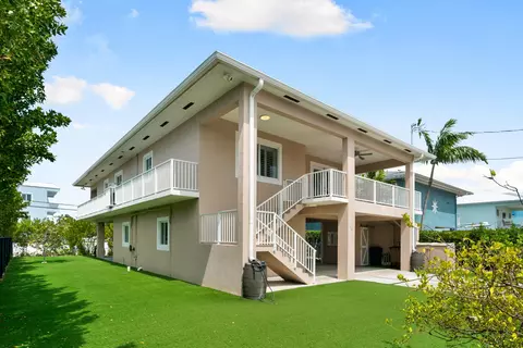 164 Ocean Shores Dr, Key Largo, FL 33037