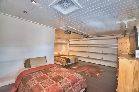Bedroom - 3450 Palm Ave, Hialeah, FL 33012 photo 1 of 7