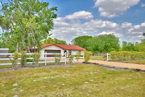 Exterior - 3450 Palm Ave, Hialeah, FL 33012 photo 2 of 35