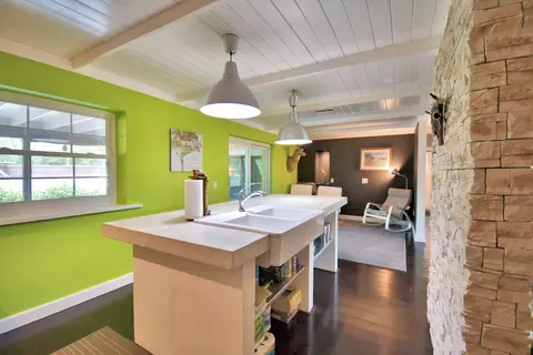 Kitchen - 3450 Palm Ave, Hialeah, FL 33012 photo 5 of 7