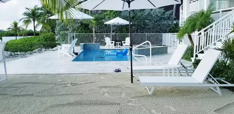 101 Windy Point Cir, Marathon, FL 33050 photo 10