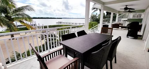 101 Windy Point Cir, Marathon, FL 33050 photo 13