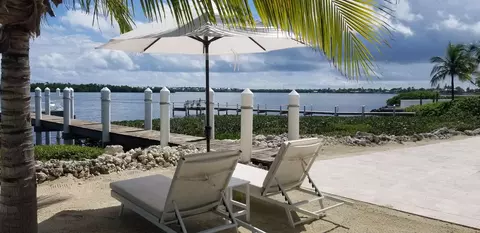 101 Windy Point Cir, Marathon, FL 33050 photo 11