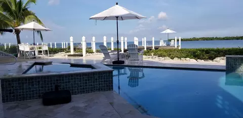 101 Windy Point Cir, Marathon, FL 33050 photo 5