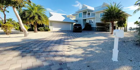 101 Windy Point Cir, Marathon, FL 33050 photo 17