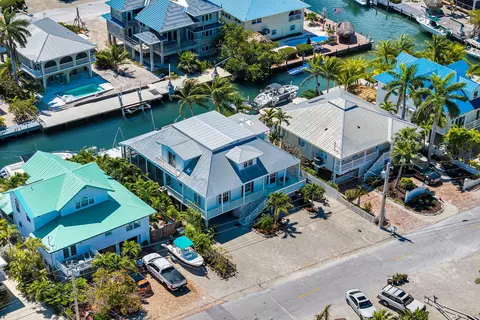 28550 Doubloon Rd, Little Torch Key, FL 33042