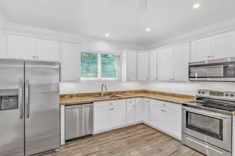 407 Collins St, Key Largo, FL 33037 photo 7