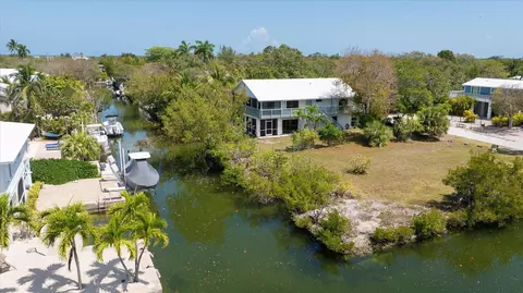 3714 Pine St, Big Pine Key, FL 33043 photo 3