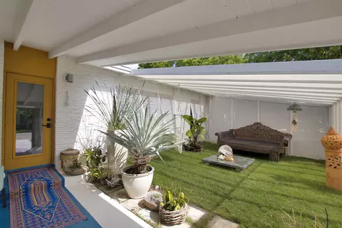 Exterior - 128 E Ridge Rd, Islamorada, FL 33036 photo 4 of 9
