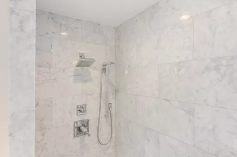 Bath - 1121 Whitehead St, Key West, FL 33040 photo 7 of 8