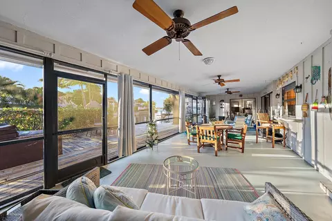 934 Penn Trl, Jupiter, FL 33458 photo 32