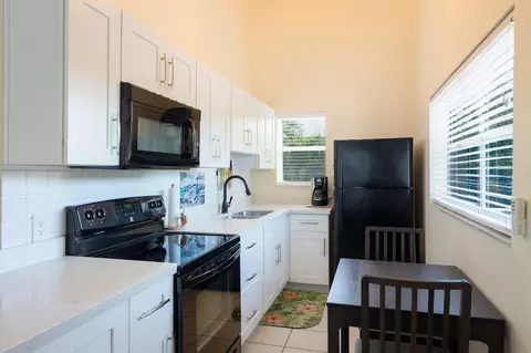 4 W Kyle Way, Marathon, FL 33050 photo 7