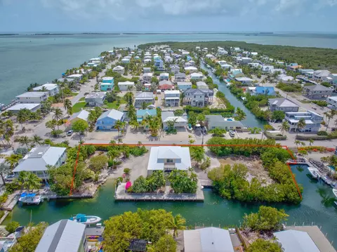 28573 Le Grand Rd, Little Torch Key, FL 33042