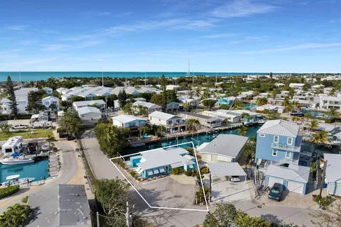 800 James Ave, Marathon, FL 33050