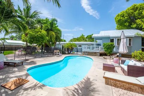 30471 Coconut Hwy, Big Pine Key, FL 33043