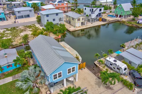 Other - 31507 Avenue E, Big Pine Key, FL 33043 photo 4 of 9