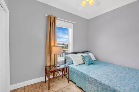 Bedroom - 31507 Avenue E, Big Pine Key, FL 33043 photo 6 of 7