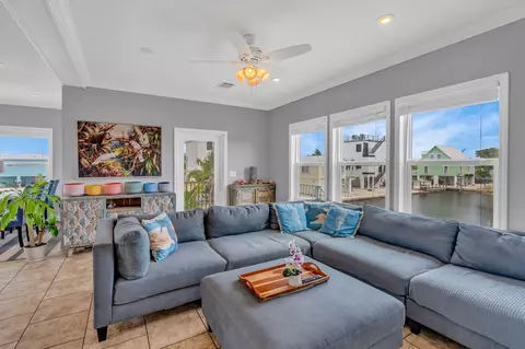 Living - 31507 Avenue E, Big Pine Key, FL 33043 photo 3 of 5